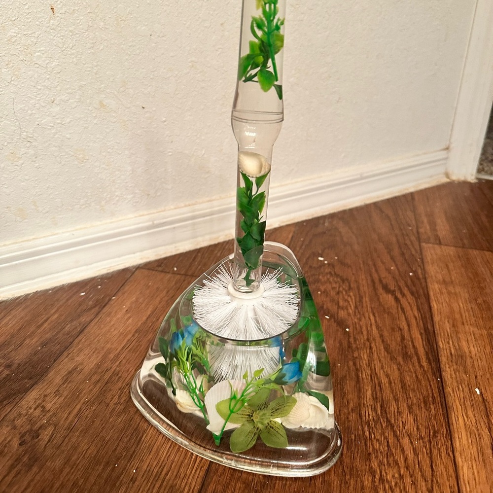Decorative Green and White Art Piece